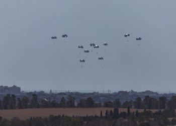 Γερμανία: Για αρχική, μικρή πρόοδο στην παράδοση ανθρωπιστικής βοήθειας στη Γάζα κάνει λόγο η κυβέρνηση