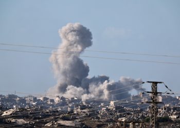 Tο Ισραήλ ισοπεδώνει την πόλη της Γάζας – Δεκάδες νεκροί και χιλιάδες εγκλωβισμένοι στην πόλη