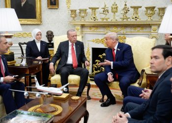 «Νομίζω ότι θα κατάφέρει να αγοράσει αυτά που θέλει» – Η ατζέντα της συζήτησης Τραμπ – Ερντογάν και οι διαφορές Αθήνας – Άγκυρας – ΒΙΝΤΕΟ
