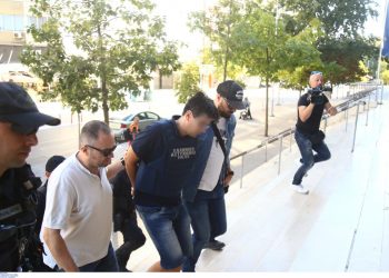 Θεσσαλονίκη: Δίωξη για ανθρωποκτονία εκ προθέσεως στον 50χρονο αδελφοκτόνο – Προθεσμία για να απολογηθεί την Τετάρτη