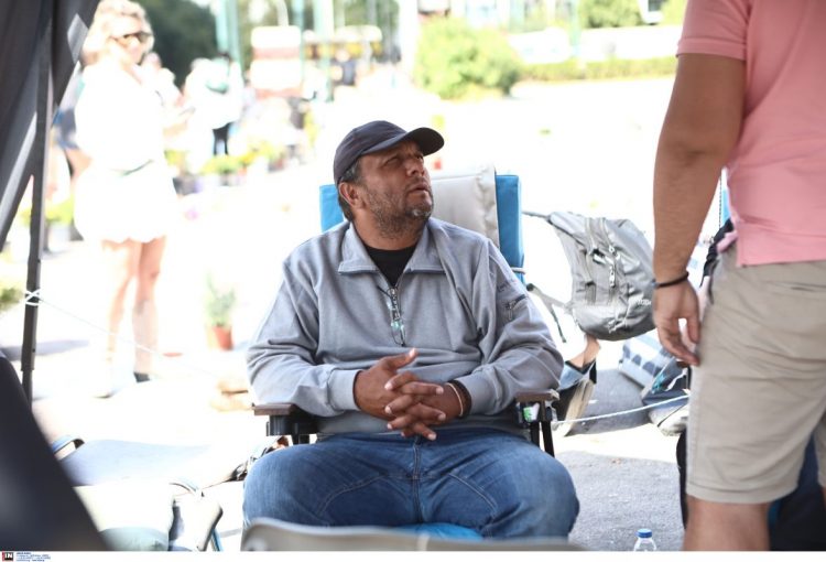 Η πρώτη αντίδραση του Πάνου Ρούτσι μετά την άδεια για εκταφή του γιου του – Τι ζητά