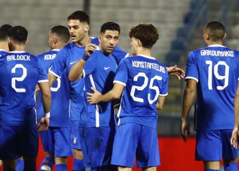 Με μια αλλαγή η ενδεκάδα της Εθνικής στον αγώνα με την Δανία