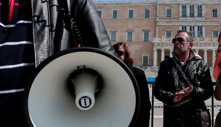 ΑΔΕΔΥ: 24ωρη πανελλαδική απεργία την 1η Οκτωβρίου