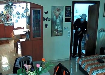 Ίλιον: Βίντεο από τη δράση του κλέφτη που είχε ρημάξει σπίτια – Είχε απασχολήσει και στο παρελθόν τις Αρχές