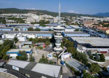 Η ΔΕΘ του Μητσοτάκη και του Τσίπρα – Οι αντιδράσεις των κομμάτων