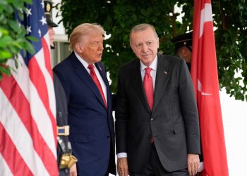 Τραμπ με Ερντογάν στον Λευκό Οίκο: «Θα αγοράσουν F-16, F-35 και άλλα πράγματα»