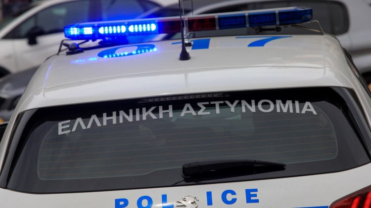 «Τσάκωσαν» 42χρονο μαστροπό και παραγωγό ταινιών πορνό! – Ανήλικη ανάμεσα στα θύματα – Έλεγε πως γνώριζε πολιτικά πρόσωπα