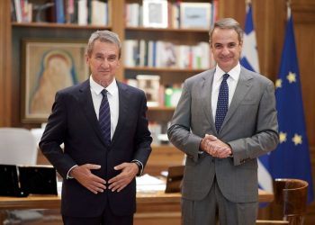 Στη Νέα Δημοκρατία προσχώρησε ο Ανδρέας Λοβέρδος