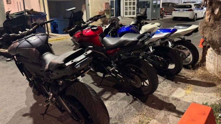 Έκαναν κόντρες με τις μηχανές τους τα ξημερώματα στην Ποσειδώνος