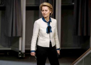 Ούρσουλα φον ντερ Λάιεν: Να μετατρέψουμε την Ουκρανία σε «ατσάλινο σκαντζόχοιρο»