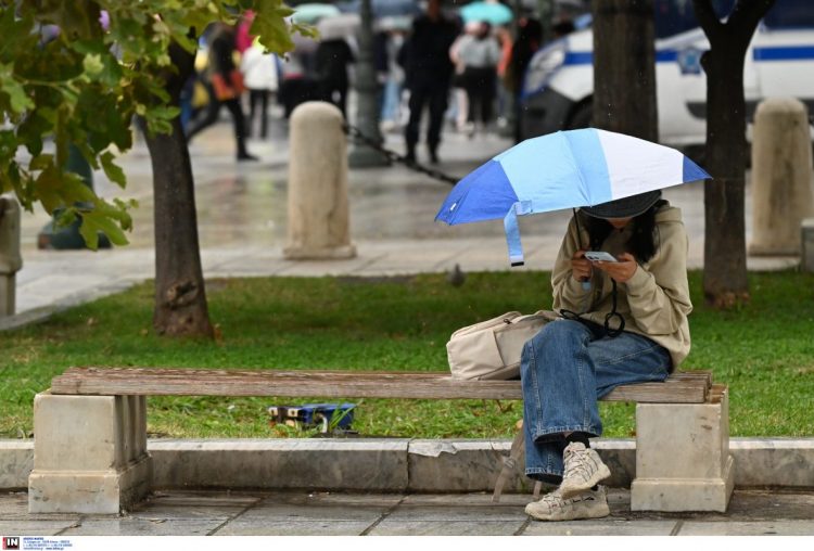 Καιρός: Νέα «οργανωμένη» κακοκαιρία από την Παρασκευή – «Ζούμε ένα φθινόπωρο από τα παλιά…»