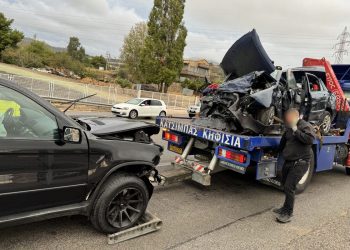 Αφίδνες: Υπό την επήρεια αλκοόλ ο οδηγός του τζιπ που ενεπλάκη στο τροχαίο – Η κατάσταση των τραυματιών