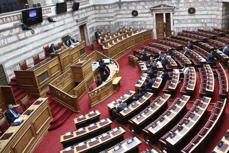 Υπερψηφίστηκε από 159 βουλευτές η τροπολογία για τον Άγνωστο Στρατιώτη