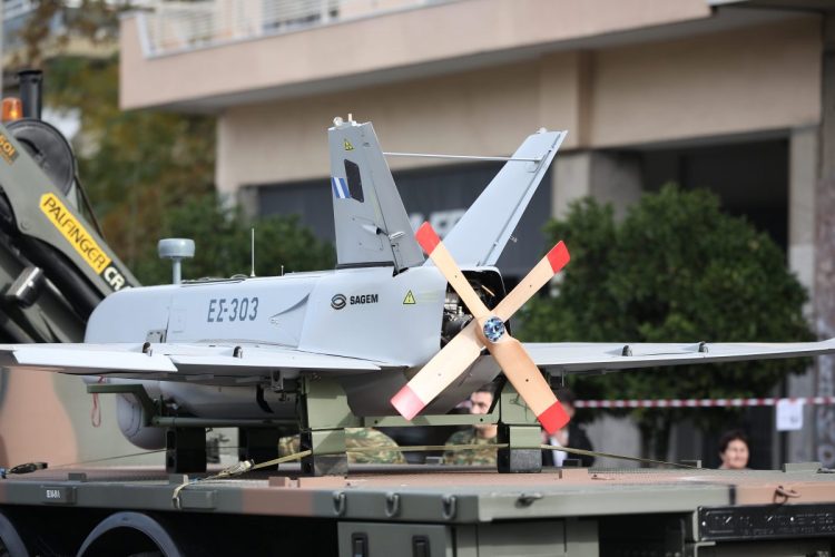 28η Οκτωβρίου: Τα νέα οπλικά συστήματα που ξεχώρισαν στη στρατιωτική παρέλαση στη Θεσσαλονίκη- ΕΙΚΟΝΕΣ