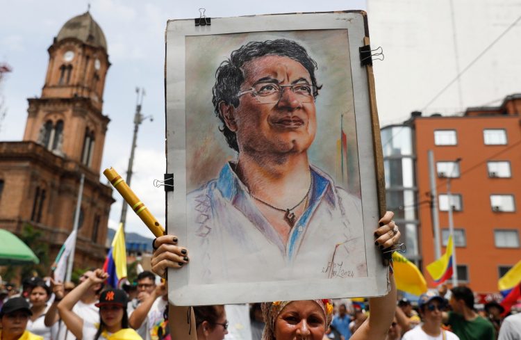 Ντόναλντ Τραμπ: Ο πρόεδρος της Κολομβίας είναι ηγέτης παρανόμων ναρκωτικών