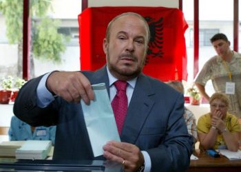 Πέθανε ο πρώην πρωθυπουργός της Αλβανίας, Φάτος Νάνο