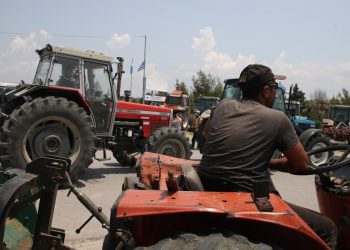 ΟΠΕΚΕΠΕ: Ζεσταίνουν τις μηχανές των τρακτέρ οι αγρότες – Κινητοποιήσεις τον Νοέμβριο