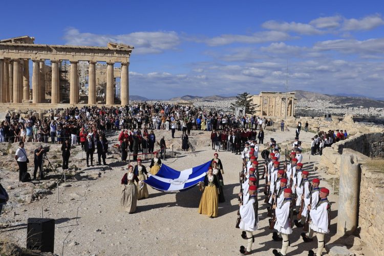 81 χρόνια ελευθερίας: Η Αθήνα τιμά το τέλος του ναζιστικού εφιάλτη