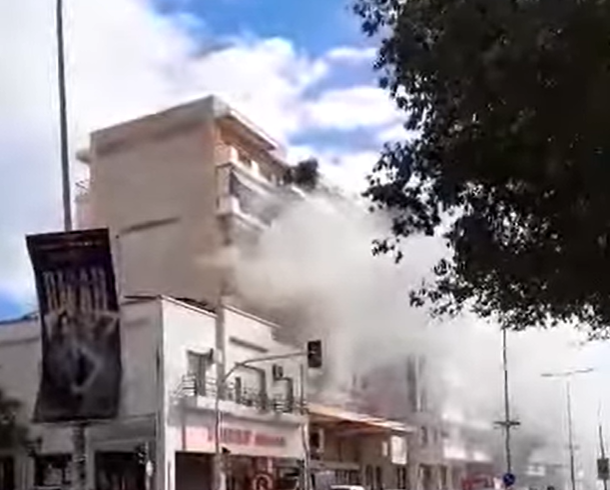 Θεσσαλονίκη: Νεκρή η 70χρονη που είχε βρεθεί αναίσθητη μετά από φωτιά σε διαμέρισμα