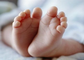 Λάρισα: Βρέφος 18 μηνών στη ΜΕΘ με εγκαύματα από καυτό λάδι