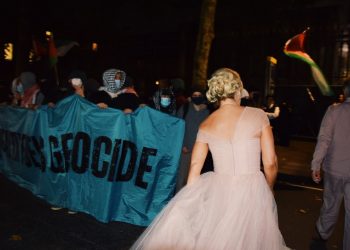 Βρετανικό Μουσείο: Ακτιβιστές καταγγέλλουν πλούτη με κλεμμένα γλυπτά και πετρελαϊκές χορηγίες