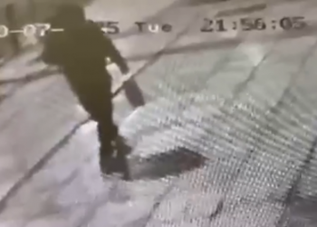 Έκρηξη στη ντισκοτέκ «Jacky.O.» στα Ιλίσια: Ο δράστης μεταφέρει τη βόμβα – Βίντεο ντοκουμέντο