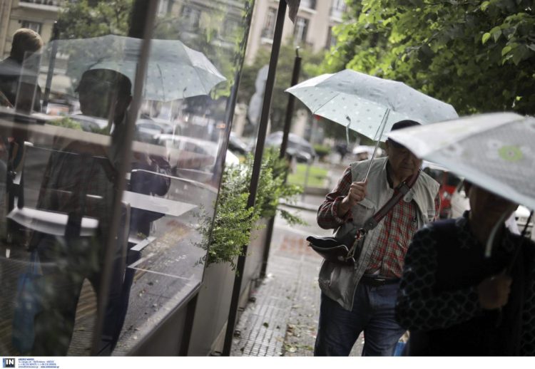 Έκτακτο της ΕΜΥ: Ισχυρές βροχές και καταιγίδες από αύριο – Σε ποιες περιοχές θα εκδηλωθούν