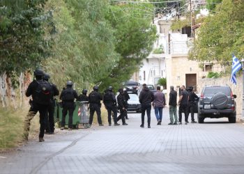 Βορίζια: Παραδόθηκαν τα τρία αδέλφια που καταζητούνταν για το μακελειό