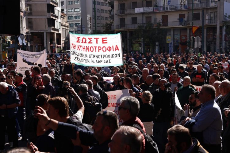 Συλλαλητήριο στην Αθήνα – Τι είπε ο Τσιάρας στη συνάντηση με τους εκπροσώπους αγροτών και κτηνοτρόφων