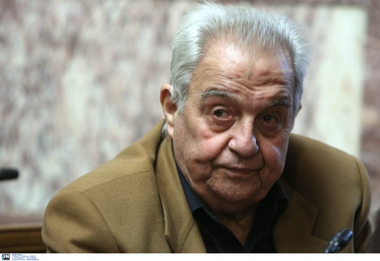 Έφυγε από τη ζωή ο Αλέκος Φλαμπουράρης