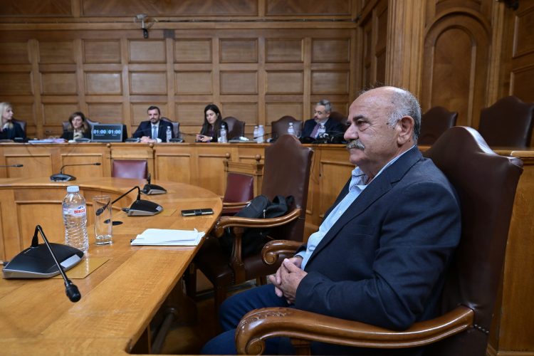 Εξεταστική για ΟΠΕΚΕΠΕ – Ανδρέας Στρατάκης: Ήμουν ΠΑΣΟΚ, πέθανε ο Ανδρέας Παπανδρέου, πέθανε το ΠΑΣΟΚ – Γιατί κατέβηκε με τη ΝΔ