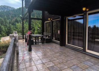 Αράχωβα: Δύο τα όπλα στην δολοφονία Λάλα – Το καμμένο αυτοκίνητο των δραστών