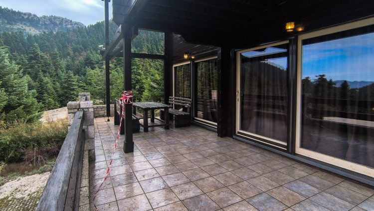 Αράχωβα: Δύο τα όπλα στην δολοφονία Λάλα – Το καμμένο αυτοκίνητο των δραστών