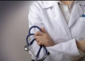 Αποζημίωση των προσωπικών ιατρών για τις κατ΄ οίκον επισκέψεις ζητά ο ΙΣΑ