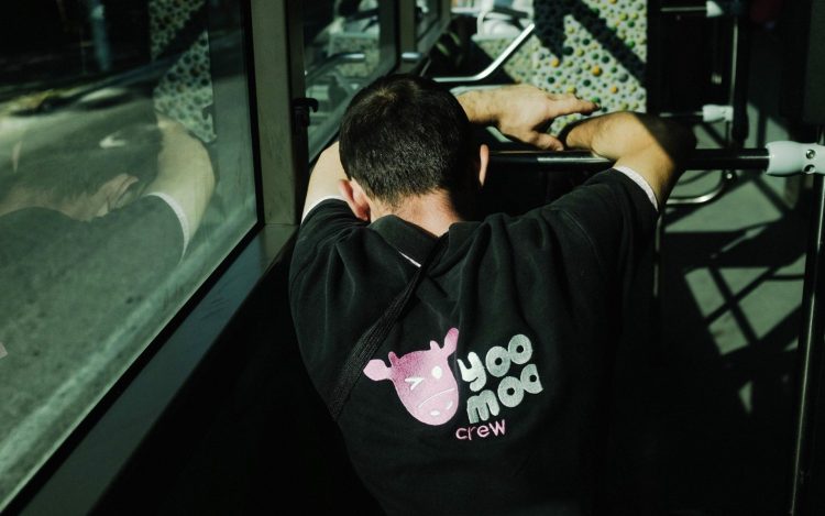 Ψηλά η ανεργία στην Ελλάδα: Οι ευρωπαϊκοί δείκτες αποδομούν το κυβερνητικό αφήγημα