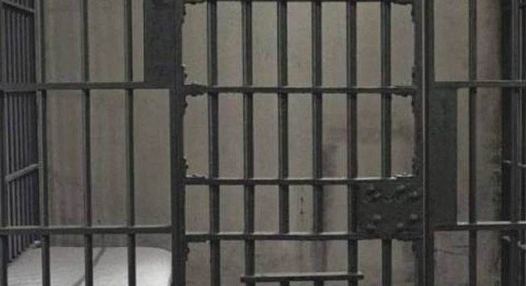 Θεσσαλονίκη: Στη φυλακή 30χρονος που απείλησε με ψαροντούφεκο τους γονείς του