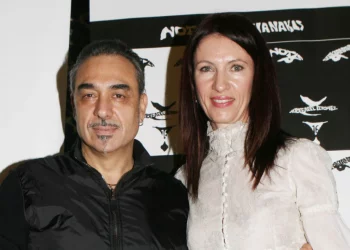 Έφυγε από τη ζωή η σύζυγος του Νότη Σφακιανάκη ανήμερα των γενεθλίων του