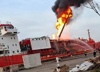 Τουρκικό δεξαμενόπλοιο δέχτηκε «ρωσική επίθεση» κοντά στην Οδησσό – Εκκενώνεται χωριό της Ρουμανίας