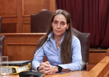 ΟΠΕΚΕΠΕ: «Καίει» Αυγενάκη και Στρατάκο το email που κατέθεσε η Τυχεροπούλου