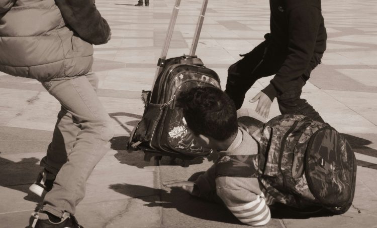 Σοκάρουν τα στοιχεία για τη βία ανηλίκων στην Ελλάδα – Ανησυχητική αύξηση την τελευτία 5ετία