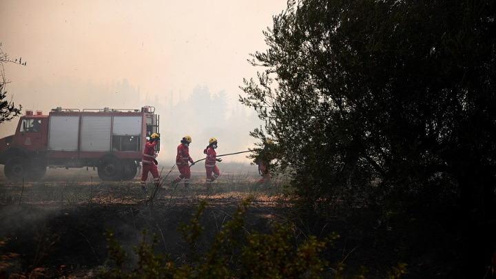 ΥΠΕΘΟ: Αναστολή πράξεων αναγκαστικής εκτέλεσης για πληγέντες από τις πυρκαγιές του καλοκαιριού 2025