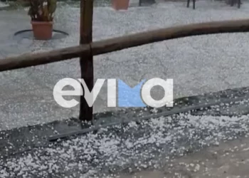 Η κακοκαιρία ADEL χτύπησε την Εύβοια με ισχυρές βροχές και καταιγίδες – Χαλάζι στο χωριό Γαλατσάδες – ΒΙΝΤΕΟ