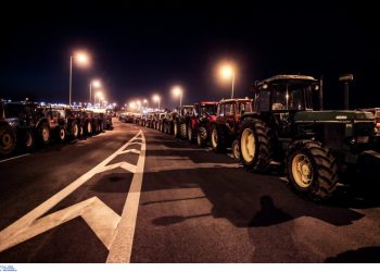 Αγροτικά μπλόκα: Συνεχίζονται οι κινητοποιήσεις – Σήκωσαν τις μπάρες στα διόδια των Αφιδνών