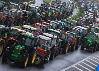 Αγρότες: Κλειστό το ρεύμα προς Θεσσαλονίκη στα διόδια των Μαλγάρων – Απέκλεισαν τα τελωνεία Προμαχώνα, Ευζώνων και Εξοχής