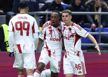 Champions League: «Ζωντανός» ο Ολυμπιακός μετά το σπουδαίο διπλό στην Αστάνα, επικράτησε 1-0 της Καϊράτ