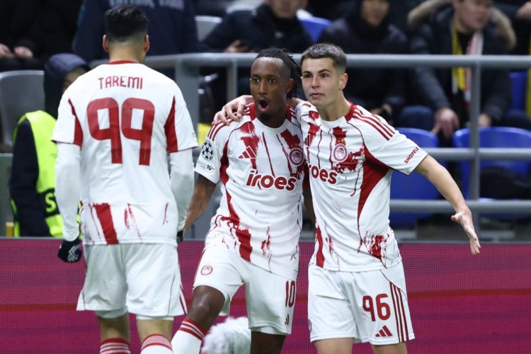 Champions League: «Ζωντανός» ο Ολυμπιακός μετά το σπουδαίο διπλό στην Αστάνα, επικράτησε 1-0 της Καϊράτ