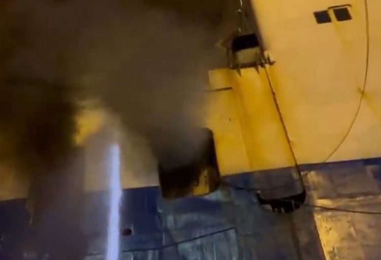 Ουκρανία: Φωτιά σε πλοίο έπειτα από ρωσική επίθεση στο λιμάνι της Οδησσού