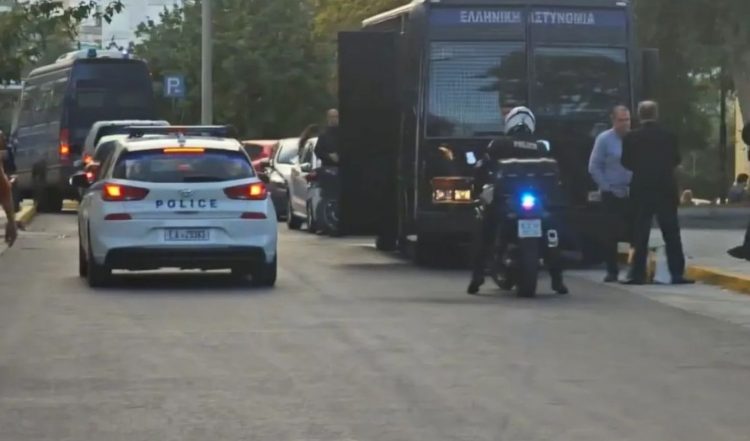 Έγκλημα τοπογράφου στο Ψυχικό: «Δεν έχω καμία σχέση, δεν μπορώ να σκοτώσω» – Τι ισχυρίστηκε ο 45χρονος κατηγορούμενος