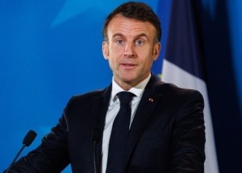 Μακρόν: Στο Λονδίνο τη Δευτέρα για συνομιλίες με Ζελένσκι, Στάρμερ και Μέρτς