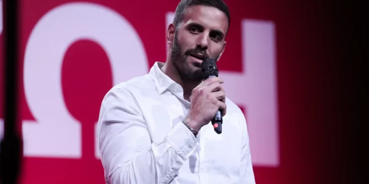 Καταγγελία για ξυλοδαρμό δημοσιογράφου από τον ευρωβουλευτή Νίκο Παππά – Τέθηκε εκτός ευρωομάδας ΣΥΡΙΖΑ